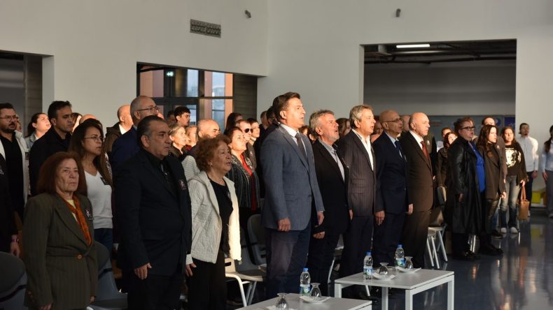 İAOSB’de 09.05’te zaman durdu: Yürekler Atatürk için bir oldu