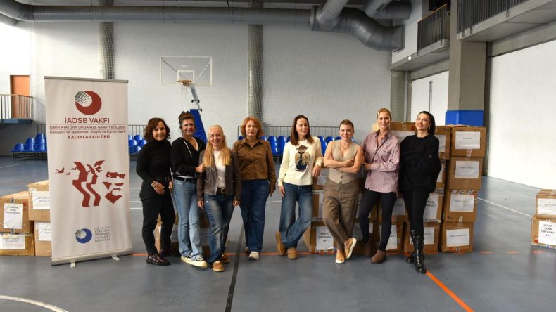 İAOSB’den Çocuklara Kışlık Giysi Desteği