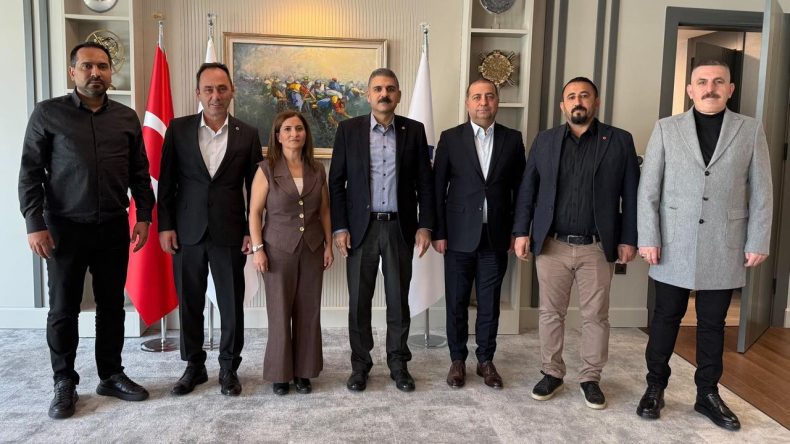 İzmir Büyükşehir'de Sendika Genel Merkezi ve Tugay'ın Görüşme Tarihi Belli Oldu: Havuz Sistemi de Gündeme Gelecek!