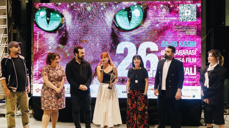 İzmir Kısa Film Festivali’nde Büyüleyici Final: Ödüller Sahiplerini Buldu