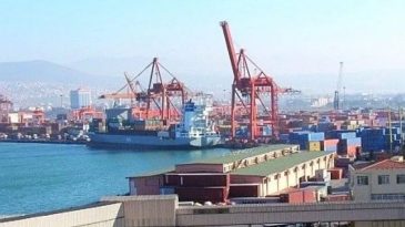 İzmir Limanı'nda Trajik Kaza: Serd&uuml;men Hayatını Kaybetti