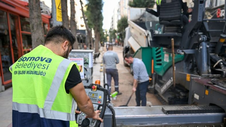 İzmir'in En İşlek Noktalarından Biri Yenileniyor: Cadde Yeni Bir Yüze Kavuşacak
