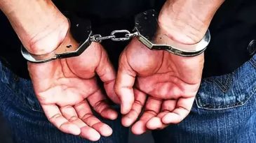 İzmir'de 16 Yıldır Aranan Firari H&uuml;k&uuml;ml&uuml; Yakalandı