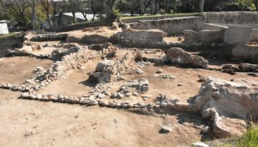 İzmir'de 8 bin yıllık seramik atölyesi bulundu!