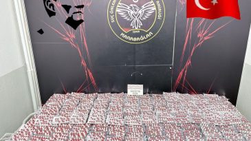 İzmir'de Uyuşturucu Operasyonu: 3 Zanlı Tutuklandı