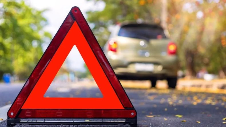 İzmirli sürücüler dikkat: Araç arızası Akçay Caddesi'nde trafiği felç etti