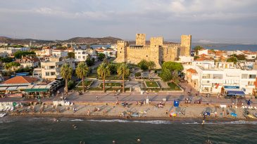 İzmir&rsquo;in İtalya&rsquo;sı: G&ouml;renleri B&uuml;y&uuml;l&uuml;yor
