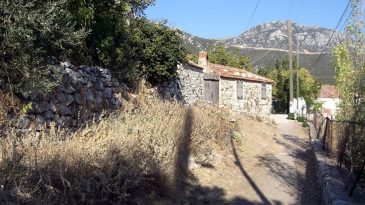 İzmir&rsquo;in Keşfedilmeyi Bekleyen Saklı Cenneti: Masalsı Saip K&ouml;y&uuml;