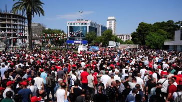 İzmir’de İşçilerden Büyükşehir’e Yeni Bir Promosyon Çağrısı!