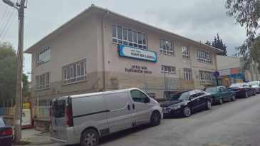 İzmir&rsquo;de G&ouml;kdelenler Y&uuml;kseliyor, Okullar 5 Yıldır Tamamlanmıyor!