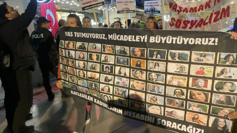 İzmir’de Kadın Platformları Sokağa Çıktı: Hiçbir Kadın Yalnız Yürümeyecek