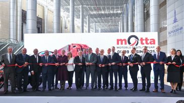 İzmir’de Otomotiv Rüzgarı: MOTTA Fuarı Ziyaretçilerini Ağırlıyor