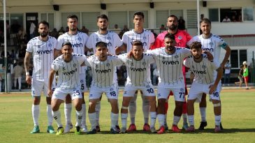 İzmirspor Evinde Konuklarını Rahatça Geçti