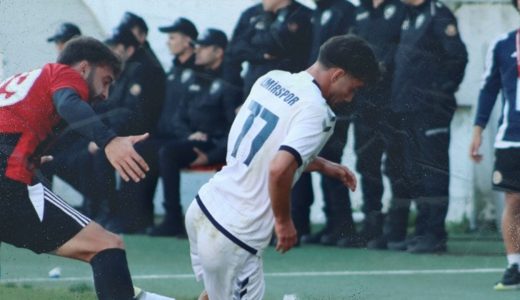İzmirspor, Liderlik Koltuğunu Kaybetti