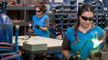 Kadınlar İzmir’i Birlikte Planlıyor: Anket Başladı