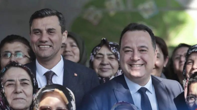 Manisa’da 'Rant Çetesi' İddialarına Dutlulu'dan Sert Yanıt: Ferdi Başkan'ın Cenazesi Sırasında 30 Milyon İstenmiş