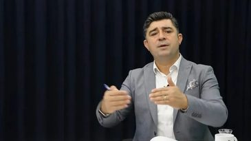 O gazeteciden İzmir Büyükşehir adaylığı mesajı: Çözemeyeceklerse ben çözeyim