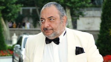 Reha Muhtar Havalimanında Olay Yarattı