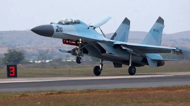 Rus savaş uçağı düştü: İki pilot hayatını kaybetti