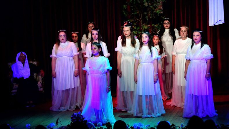 Sevgi Elçileri Bornova’dan seslendi: Şiddeti durdurun!