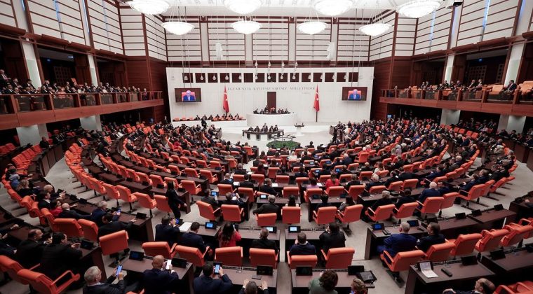 TBMM’de ilk Kürtçe açılımı: Tutanaklara girdi!