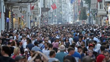 T&Uuml;İK Duyurdu: T&uuml;rkiye'nin N&uuml;fus Rakamları A&ccedil;ıklandı