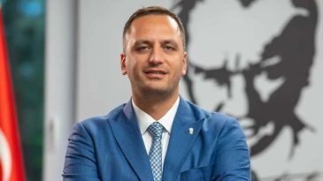 T&uuml;rkiye&rsquo;nin En Başarılı Belediye Başkanları Se&ccedil;ildi: Listede Tek İsim Eşki!