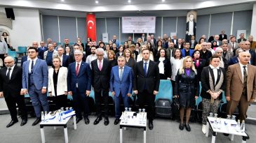 T&uuml;rkiye&rsquo;nin İlk Muhtarlar Akademisi Bornova&rsquo;da Hayata Ge&ccedil;ti
