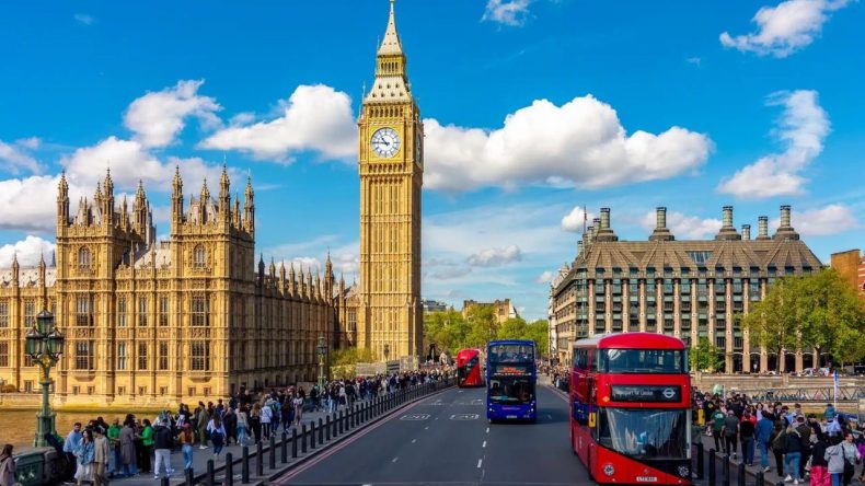 Türklerin Akın Ettiği Avrupa Kentine Turist Vergisi Geliyor