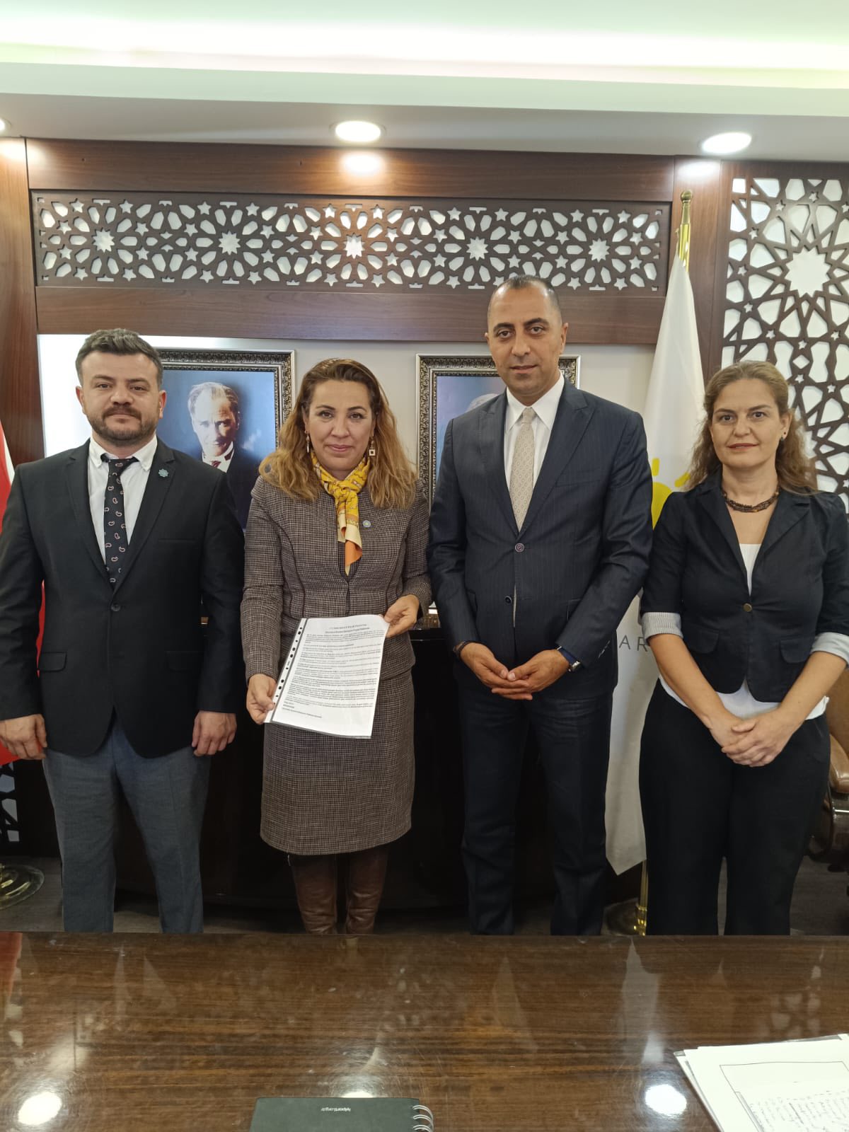 Uzundere Mağdurları İsyanda