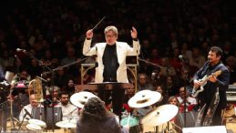 AASSM&rsquo;de m&uuml;zik ve dans dolu gece