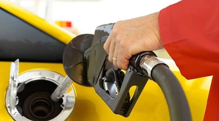 Akaryakıt Fiyatlarında Son Durum: İzmir'in G&uuml;ncel Tarifeleri