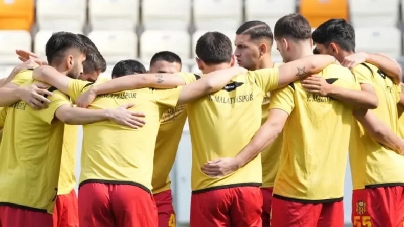 Avrupa'da m&uuml;cadele etmişti: Ma&ccedil;a &ccedil;ıkmayınca k&uuml;me d&uuml;şt&uuml;!