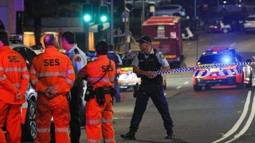 Avustralya'da Korkun&ccedil; Saldırının Failleri Baba ve Oğul