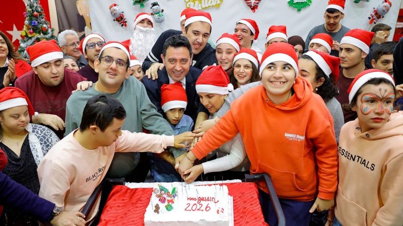 Bayraklı’da Yeni Yıl Özel Sporcularla Kutlandı