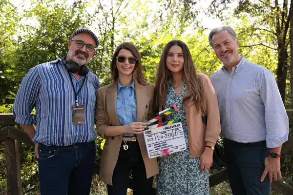 Beren Saat Film Görseli