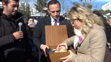 Bornova&rsquo;da Kadınlar Toprakla G&uuml;&ccedil;leniyor: Kadın Yoksulluğu Kader Değildir