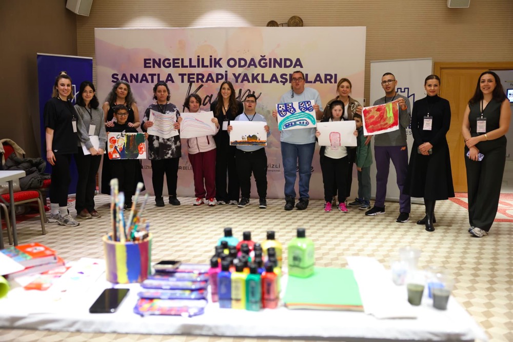 Engellilik Odağında Sanatla Terapi Yaklaşımları