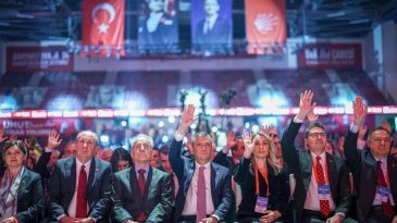 CHP İzmir Milletvekili Tuncay &Ouml;zkan'dan Kurultay A&ccedil;ıklamaları: Temsil Sorunu Yok!
