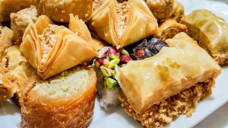 Dilber Dudağından Vezir Parmağına: İlginç Tatlı İsimleri ve Hikayeleri