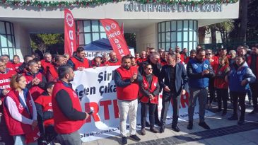 DİSK-Belediye G&ouml;r&uuml;şmesi Başladı: G&uuml;venli Bir Tarih Verilene Kadar Alanlardayız!