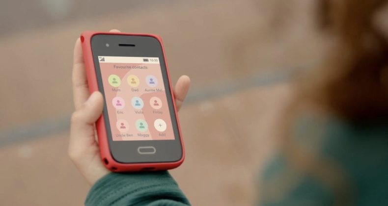 Ebeveynlere Müjde: Çocuklar İçin Akıllı Telefon geliyor!