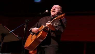 Fuat G&uuml;ner ile İzmir'de M&uuml;zik R&uuml;zgarı Esti!