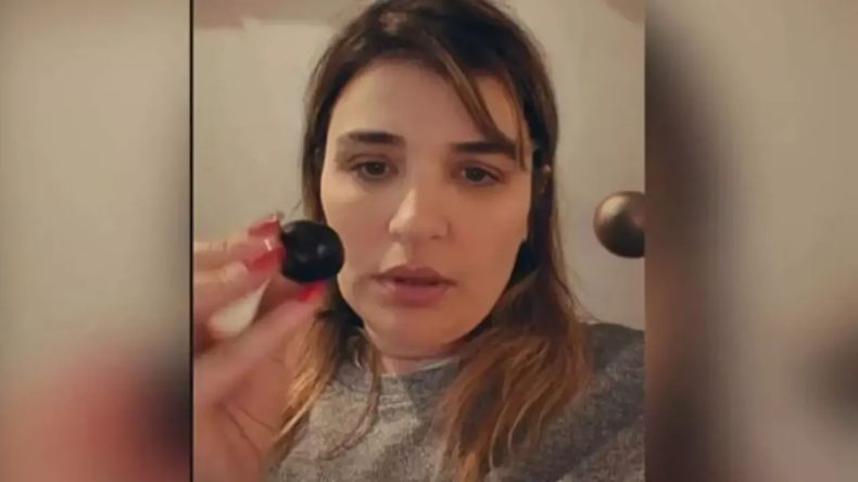 Gonca Vuslateri'nin Kiraz İsyanı: &Ouml;dediği Fiyat Sosyal Medyayı Salladı