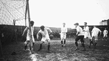 Her Renk Bir Tarih: İzmir Kul&uuml;plerinin Logolarının Anlamı