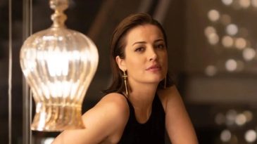 İrem Sak Neden G&ouml;zaltına Alındı? İrem Sak Kimdir?