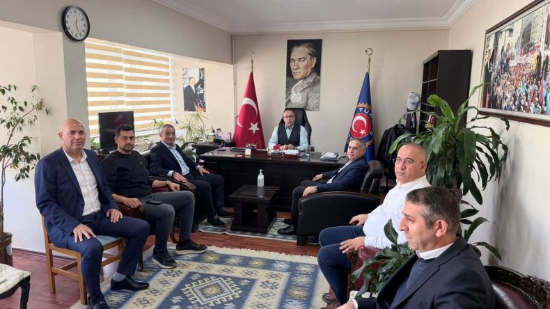 İzmir Büyükşehir Belediyesi'nden Sendikadan Dikkat Çeken Mesai Kararı!