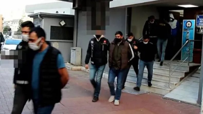 İzmir de dahil 65 ilde uyuşturucu operasyonu: Kilolarca madde ve binlerce hap ele ge&ccedil;irildi