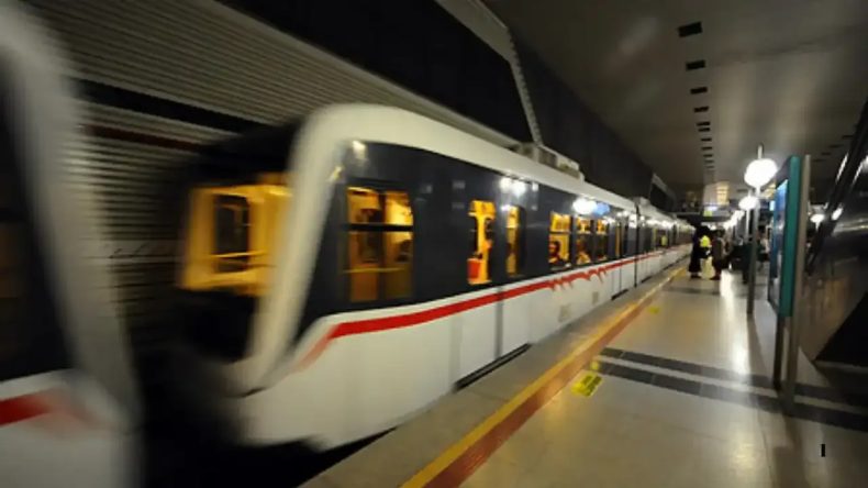 İzmir Metrosu’nda Teknik Arıza: ESHOT ile Ulaşım Sağlanıyor