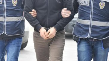 İzmir Polisi Uyuşturucu Operasyonuyla G&uuml;ndemde